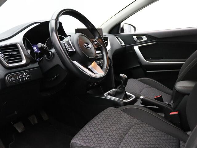 KIA CEE D Ceed Sportswagon 120pk T-GDi DynamicLine Camera | Climate | Cruise | Navi | Parkeersens. achter