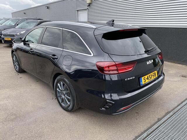 KIA CEE D Ceed Sportswagon 1.0 T-GDi DynamicPlusLine Navigatie, Dodehoekdetectie, Stoel- & Stuurwiel verwarmd, Privacy glass, Smart Key, elek. Achterklep, Nieuw geleverd + onderhoudshistorie