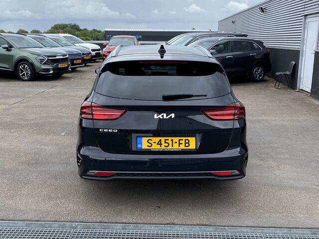KIA CEE D Ceed Sportswagon 1.0 T-GDi DynamicPlusLine Navigatie, Dodehoekdetectie, Stoel- & Stuurwiel verwarmd, Privacy glass, Smart Key, elek. Achterklep, Nieuw geleverd + onderhoudshistorie