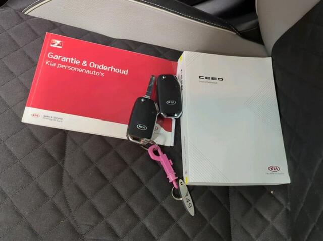 KIA CEE D Ceed Sportswagon 1.5 T-GDi MHEV GT-Line Edition (160PK) 1e-Eig & Keurig-Onderh., BOVAG-Garantie. NL-Auto.