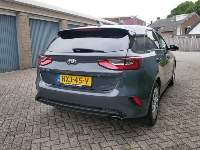 KIA CEE D 1.0 T-GDI COMFORTL. **Airco//Carplay **
