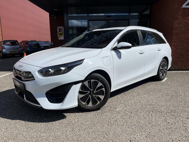 KIA CEE D Ceed Sportswagon 1.6 GDI PHEV DynamicLine // FULL LED // KEYLESS // CAMERA+SENSOREN // STOEL+STUURVERWARMING // NAVI+CARPLAY //