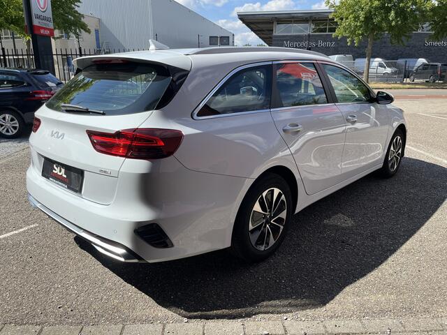 KIA CEE D Ceed Sportswagon 1.6 GDI PHEV DynamicLine // FULL LED // KEYLESS // CAMERA+SENSOREN // STOEL+STUURVERWARMING // NAVI+CARPLAY //