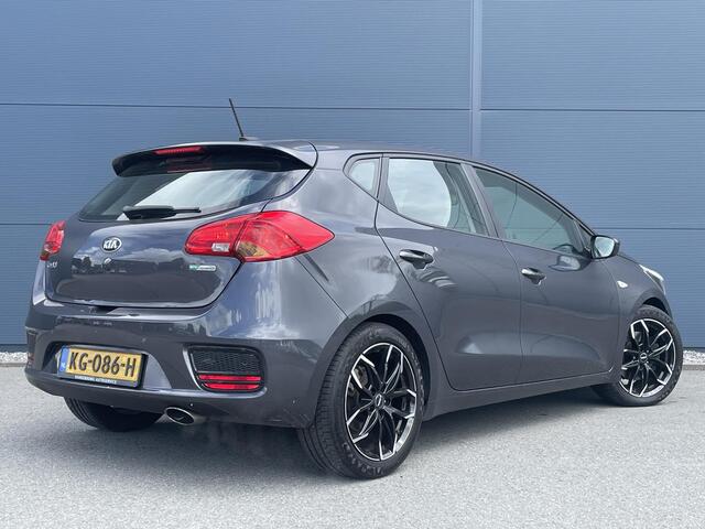 KIA CEE D cee'd 1.6 GDI First Edition | Camera | Bluetooth | Navi