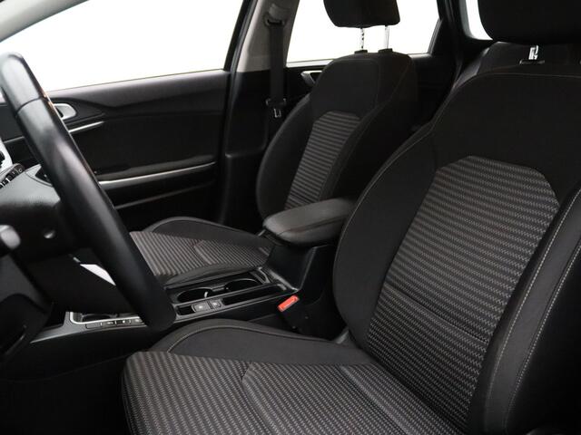 KIA CEE D Ceed Sportswagon 160pk T-GDi DynamicLine Camera | Adapt. Cruise | Navi | Parkeersens. achter | Trekhaak