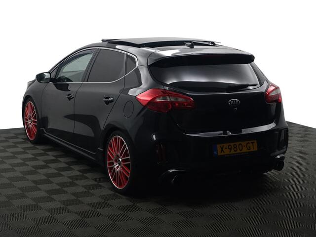 KIA CEE D cee'd 1.6 T-GDi GT- Recaro Seats, Panoramadak, Camera, Xenon Led, Sport Uitlaat, Stoelverwarming