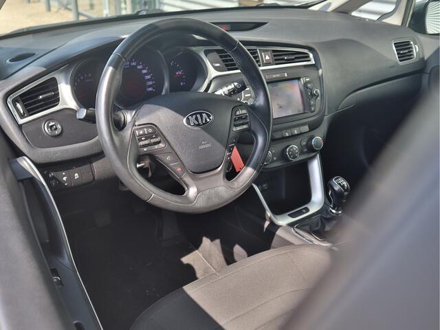 KIA CEE D cee'd 1.0 T-GDi First Edition | Navigatie | Camera | Cruise Control | Trekhaak |