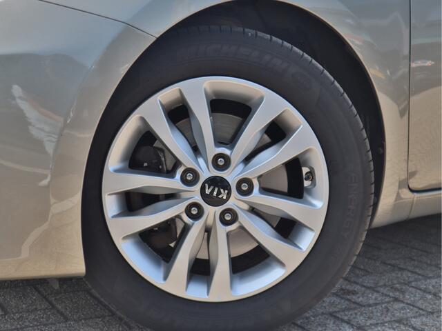 KIA CEE D cee'd 1.0 T-GDi First Edition | Navigatie | Camera | Cruise Control | Trekhaak |