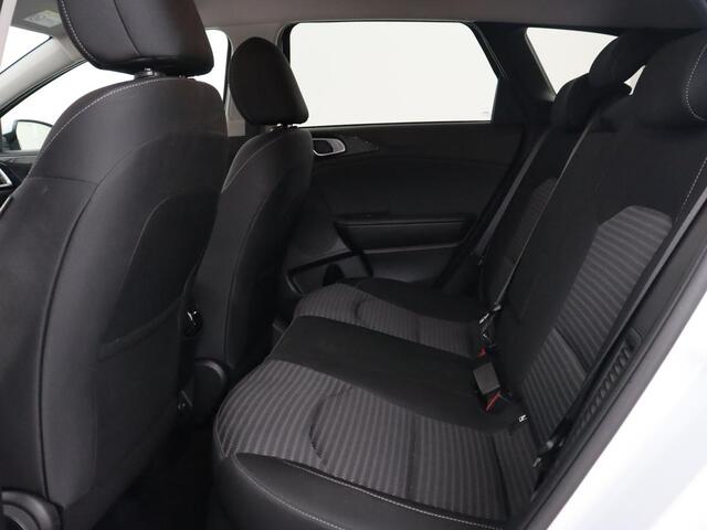 KIA CEE D Ceed 1.6 GDI PHEV DynamicPlusLine | Stoel & stuurverwarming | Adaptive cruise | Camera | Carplay | Keyless | Full LED | Climate control | Plug In