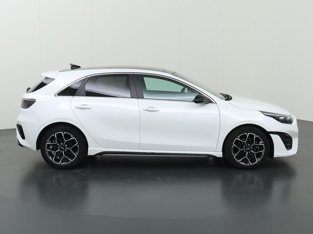 KIA CEE D Ceed 1.5 T-GDi GT-Line | Panoramadak | Matrix LED Koplampen | Stoel/Stuurverwarming | Keyless Go | Elektrisch bedienbare achterklep |