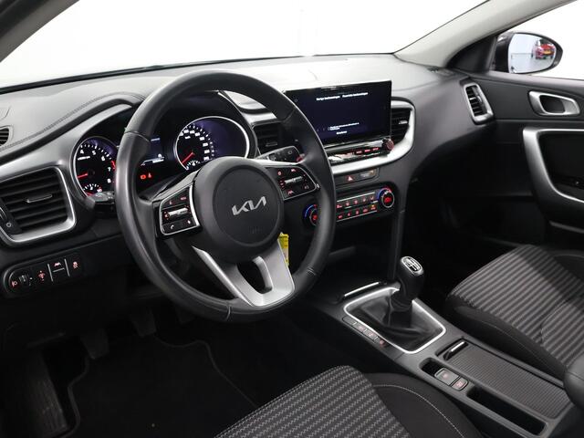 KIA CEE D Ceed Sportswagon 1.5 T-GDi DynamicLine | Navigatie | Parkeercamera | Climate Control | Cruise Control |