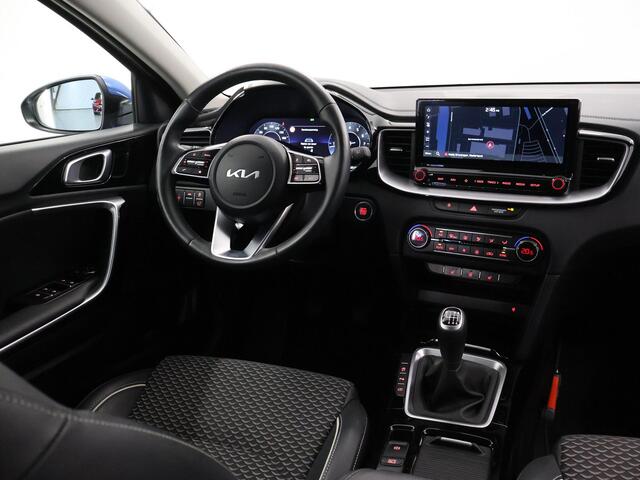 KIA CEE D Ceed Sportswagon 1.5 T-GDi DynamicPlusLine | Stoel/Stuurwielverwarming | Navigatie | Elekt. Achterklep | Dodehoekdetectie | Keyless | Climate Control |