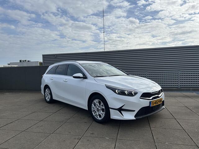KIA CEE D Ceed Sportswagon 1.5 T-GDi DynamicPlusLine 6-BAK