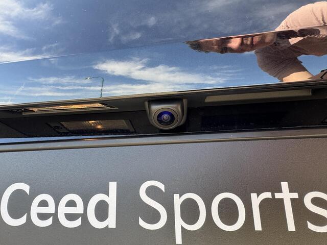 KIA CEE D Ceed Sportswagon 1.5 T-GDi GT-PlusLine Rijklaar vanaf ¤37.250,- Nu tijdelijke voordeel van ¤5.645,-