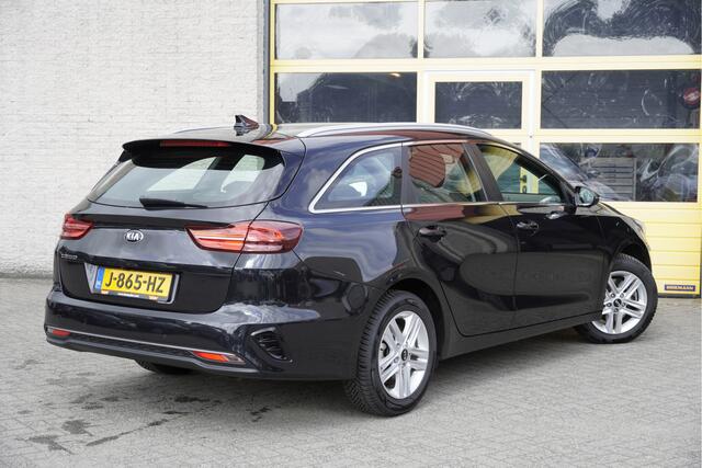 KIA CEE D Ceed Sportswagon 1.0 T-GDi DynamicLine BJ2020 Lmv 16" | Led | Pdc | Navi | Achteruitrijcamera | Climate control | Cruise control | Getint glas