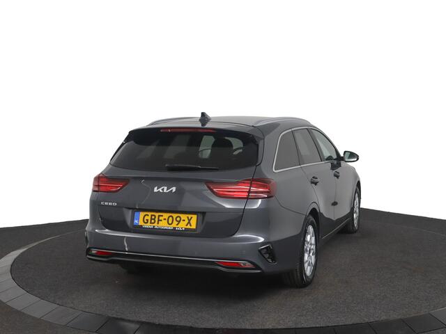 KIA CEE D Ceed Sportswagon 1.5 T-GDi DynamicPlusLine - Automaat - - LED koplampen - Dode hoek - Stoelverwarming - Apple Carplay/Android auto Fabrieksgarantie tot 06-2031