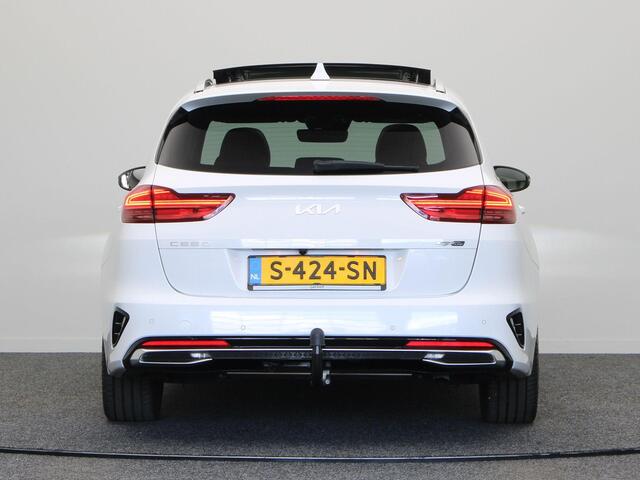 KIA CEE D Ceed Sportswagon 1.5 T-GDi GT-PlusLine | Panoramadak | Stoel en Stuurverwarming | JBL Audio |