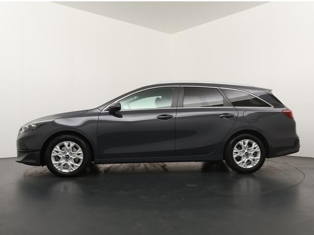 KIA CEE D Ceed Sportswagon 1.5 T-GDi DynamicPlusLine - Navigatie - Stoel-/stuurverwarming - Cruise Control - Keyless - Apple CarPlay/Android Auto - Fabrieksgarantie tot 06-2030