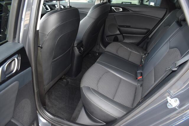 KIA CEE D Ceed Sportswagon 1.0 T-GDi DynamicPlusLine | Climate Control | Cruise Control | Navigatie | Camera | Stoel+StuurVerwarming | Tot 10Jr. Kia-Garantie
