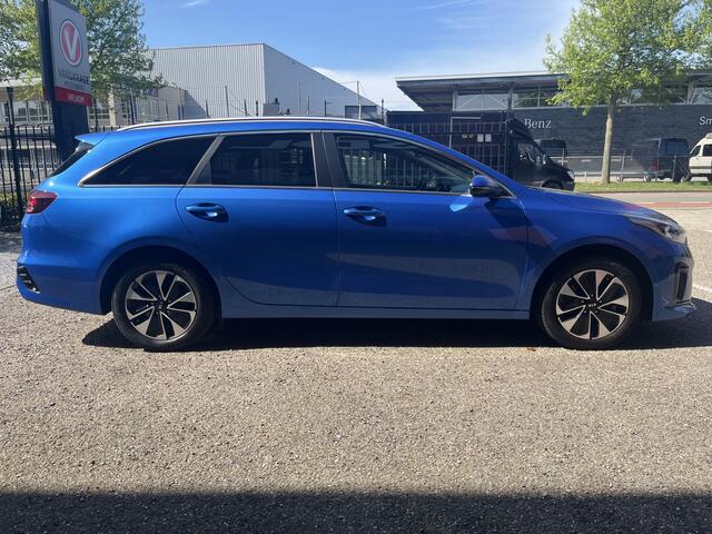 KIA CEE D Ceed Sportswagon 1.6 GDI PHEV DynamicLine // FULL LED // KEYLESS // NAVI + CARPLAY // PDC // CRUISE