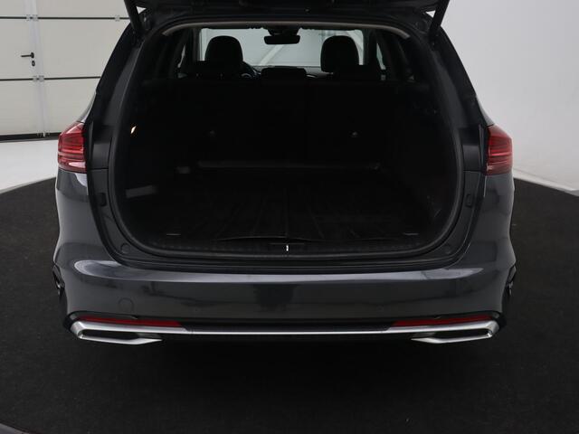 KIA CEE D Ceed Sportswagon 1.6 GDI PHEV ExecutiveLine | Automaat | Camera | Cruise control | Climate control | LMV 17 inch | LED | Stuurverwarming | Stoelverwarming | Lane assist | Navigatie
