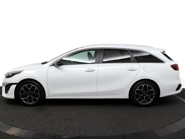 KIA CEE D Ceed Sportswagon 1.5 T-GDi GT-Line Automaat - Trekhaak - Navigatie - Schuif-/kanteldak - Stoel-/stuurverwarming - Climate Control - Cruise Control - Fabrieksgarantie tot 01-2030