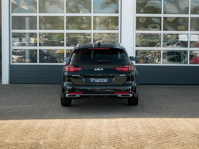 KIA CEE D Ceed Sportswagon 1.5 T-GDi GT-PlusLine | Direct leverbaar | Schuif/Kanteldak | Stoel&Stuur Verwarming | Premium Audio | Navi | 18"