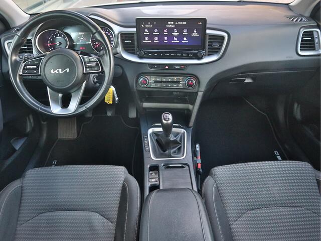 KIA CEE D Ceed 1.0 T-GDi DynamicLine | Climate Control | Cruise Control | Navigatie | Camera | 6-bak | Tot 10Jr. Kia-Garantie