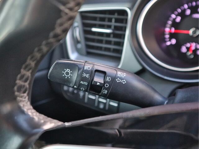 KIA CEE D Ceed 1.0 T-GDi DynamicLine | Climate Control | Cruise Control | Navigatie | Camera | 6-bak | Tot 10Jr. Kia-Garantie