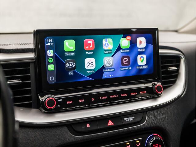 KIA CEE D Ceed Sportswagon 1.0 T-GDi DynamicLine Automaat (APPLE CARPLAY, GROOT NAVI, CLIMATE, CAMERA, SPORTSTOELEN, PARKEERSENSOREN, CRUISE, DAB+, NIEUWSTAAT)