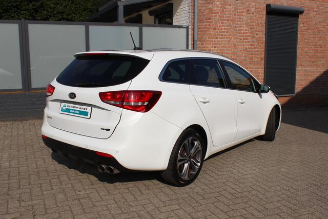 KIA CEE D Ceed Sportswagon 1.0 T-GDi GT-Line Business Edition 120pk Navi, Camera, Panoramadak, Led, Cruise, 17"