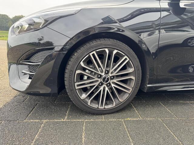 KIA CEE D Ceed 1.5 T-GDi GT-PlusLine | Eerste Eigenaar | Schuif/Kanteldak | Elektrische Stoelen | Stoel/Stuurverwarming | JBL | Enz...