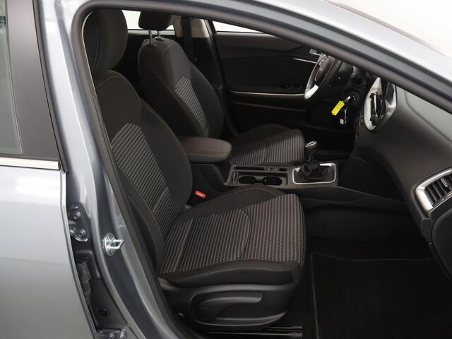 KIA CEE D Ceed Sportswagon 1.5 T-GDi DynamicLine | Navigatie | Parkeercamera | Climate Control | Cruise Control |