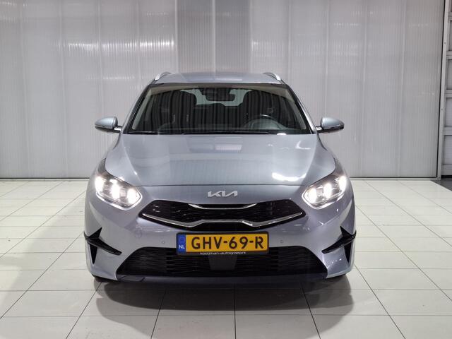 KIA CEE D Ceed Sportswagon 1.5 T-GDi DynamicLine Trekhaak, Apple Carplay/Android Auto, Navigatie, Camera.