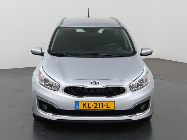 KIA CEE D cee'd Sportswagon 1.6 GDI First Edition | Navigatiesysteem | Achteruitrijcamera | Cruise Control | Airco | Bluetooth |
