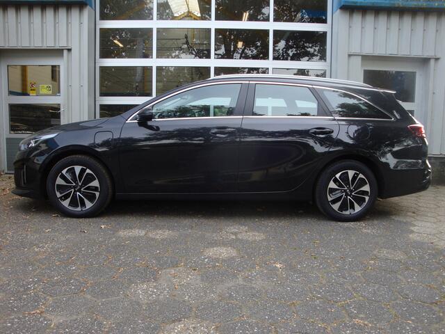 KIA CEE D Ceed Sportswagon 1.6 GDI PHEV DynamicPlusLine