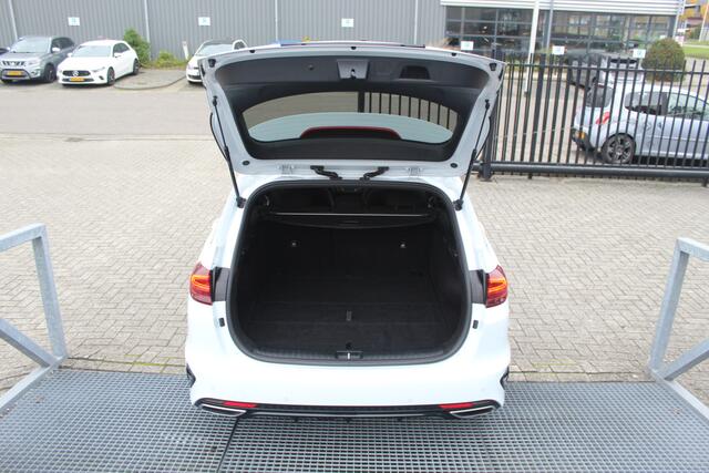 KIA CEE D Ceed Sportswagon 1.0 T-GDi GT-Line Edition Orig. NL auto/Panoramadak/Navigatie/Achteruitrijcamera/Parkeersensoren/Stoelverwarming/Climate control/Cruise control/Buitenspiegels inklap en verwarmbaar