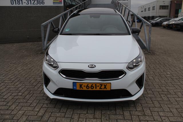 KIA CEE D Ceed Sportswagon 1.0 T-GDi GT-Line Edition Orig. NL auto/Panoramadak/Navigatie/Achteruitrijcamera/Parkeersensoren/Stoelverwarming/Climate control/Cruise control/Buitenspiegels inklap en verwarmbaar