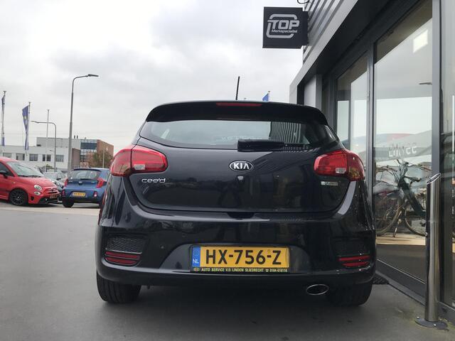 KIA CEE D cee'd 1.0 T-GDi First Edition