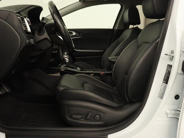 KIA CEE D Ceed 1.6 DCT PHEV ExecutiveLine | Panoramadak | Trekhaak | Leder | Stoelventilatie | Carplay | Adaptive cruise | Camera | Stoel & stuurverwarming | Navigatie
