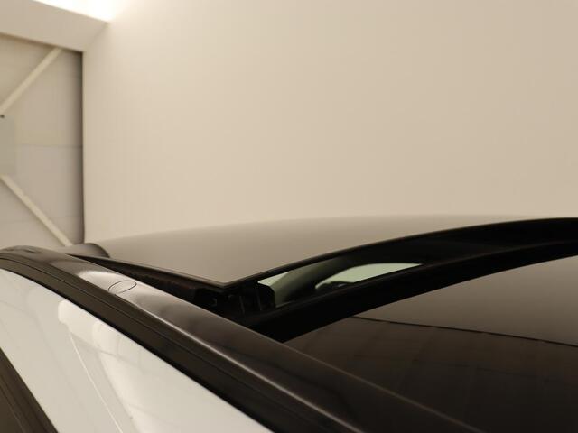 KIA CEE D Ceed 1.6 DCT PHEV ExecutiveLine | Panoramadak | Trekhaak | Leder | Stoelventilatie | Carplay | Adaptive cruise | Camera | Stoel & stuurverwarming | Navigatie