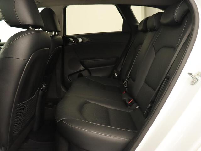 KIA CEE D Ceed 1.6 DCT PHEV ExecutiveLine | Panoramadak | Trekhaak | Leder | Stoelventilatie | Carplay | Adaptive cruise | Camera | Stoel & stuurverwarming | Navigatie