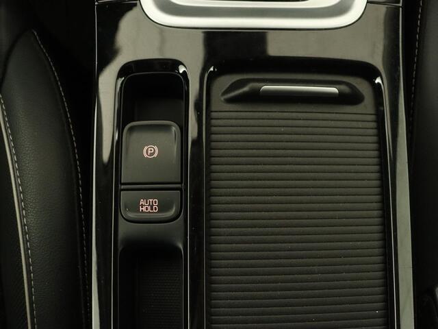 KIA CEE D Ceed 1.6 DCT PHEV ExecutiveLine | Panoramadak | Trekhaak | Leder | Stoelventilatie | Carplay | Adaptive cruise | Camera | Stoel & stuurverwarming | Navigatie