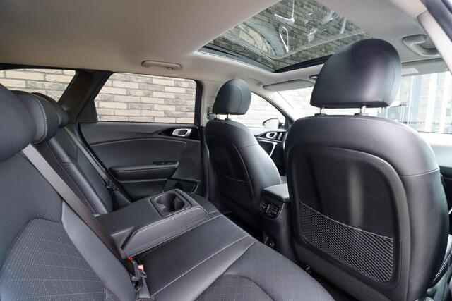 KIA CEE D Ceed Sportswagon 1.6 GDI PHEV ExecutiveLine | Trekhaak | Panoramadak | Leer | Rijklaarprijs - incl.garantie