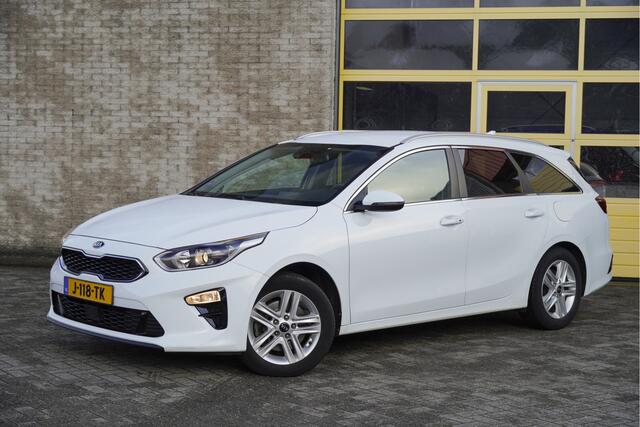 KIA CEE D Ceed Sportswagon 1.0 T-GDi DynamicPlusLine BJ2020 Lmv 16" | Led | Pdc | Navi | Keyless entry | Afneembare trekhaak | Achteruitrijcamera | Climate control | Cruise control | Verwarmde voorstoelen | Verwarmd stuurwiel | Extra getint glas
