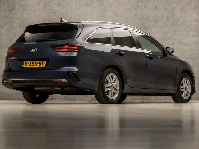 KIA CEE D Ceed Sportswagon 1.0 T-GDi DynamicLine (APPLE CARPLAY, GROOT NAVI, CAMERA, XENON, GETINT GLAS, SPORTSTOELEN, PARKEERSENSOREN, LM VELGEN, CRUISE, LANE ASSIST, NIEUWSTAAT)