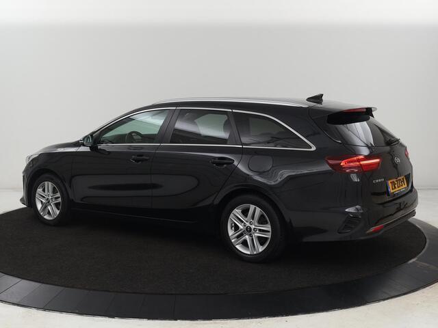 KIA CEE D Ceed 1.0 T-GDi DynamicPlusLine | Trekhaak | Stoel & stuurverwarming | Camera | Carplay | Navigatie | Climate control | Parkeerhulp | Cruise control | Half leder
