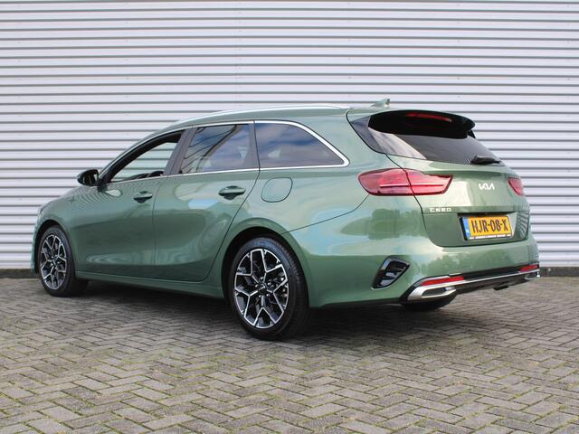 KIA CEE D Ceed Sportswagon 1.5 T-GDi GT-Line | Schuifdak | Stoel-/stuurverwarming | Camera | Cruise adapt. | 17" LM | Elek. achterklep | LED | Dodehoekdetectie |