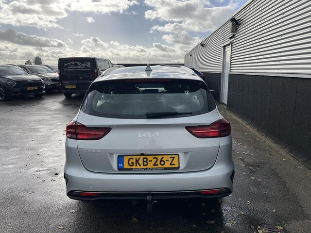 KIA CEE D Ceed Sportswagon 1.5 T-GDi DynamicLine Trekhaak, navigatie Apple CarPlay/Android Auto, parkeersensoren v&a, cruise control, 1e eign. BTW-auto