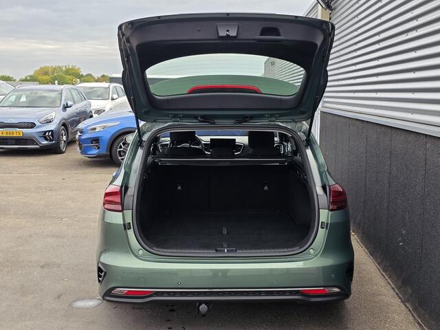 KIA CEE D Ceed Sportswagon 1.5 T-GDi DynamicLine Trekhaak, navigatie Apple CarPlay/Android Auto, parkeersensoren v&a, cruise control, 1e eign. BTW-auto